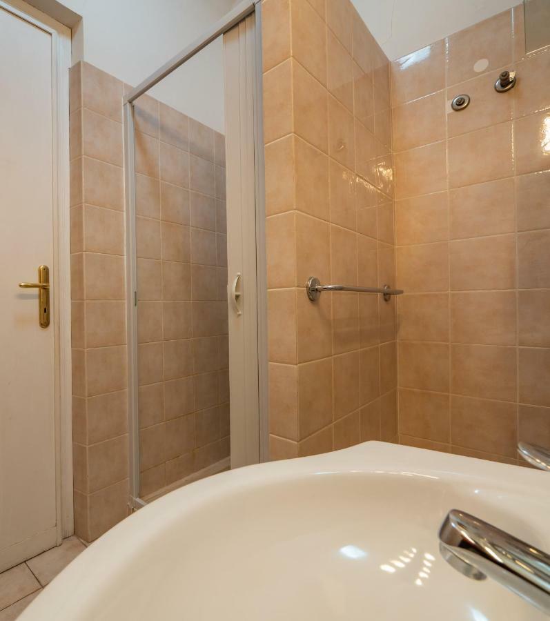 Bed and Breakfast Principe Amedeo Rzym Zewnętrze zdjęcie